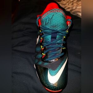 Nike CJ3 flyweave baseball edition size 9